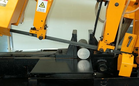 象山数控带锯床自动送料精度会出现偏差吗？