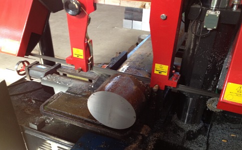 象山卧式带锯床加工时出现明显振荡如何排查？